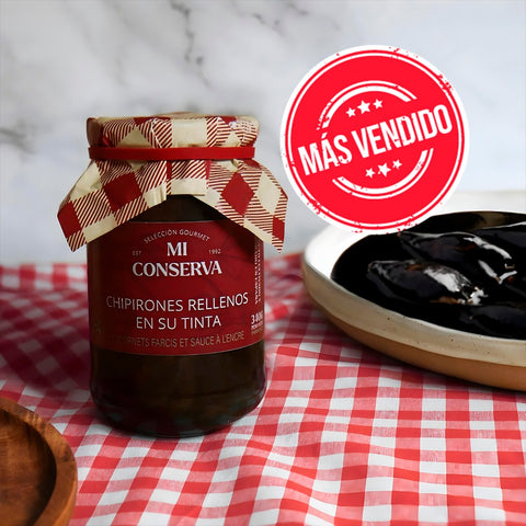 Tarro de chipirones rellenos en su tinta de Mi Conserva, uno de los más vendidos