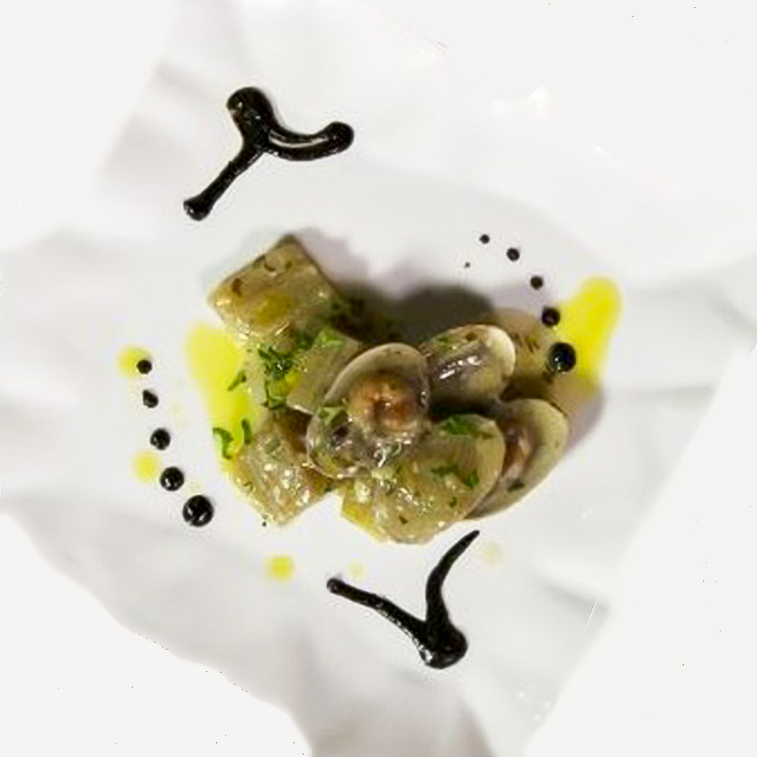 CARDO CON BACALAO EN SALSA VERDE Y ACEITE DE TRUFA